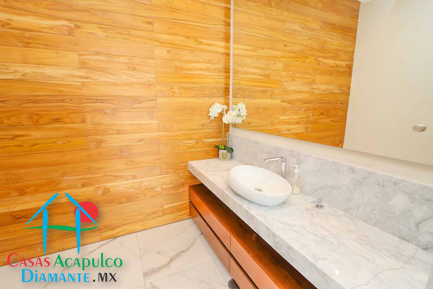 Punta Arena - Baño de visitas 1